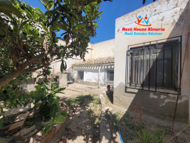 Townhouse for sale in Almería and surroundings 36
