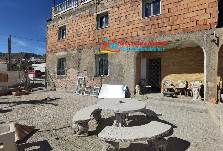 Townhouse for sale in Almería and surroundings 36