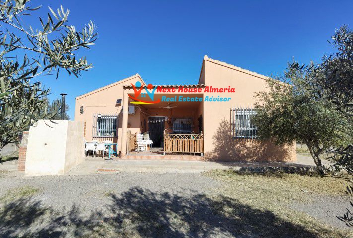 Countryhome na sprzedaż w Almería and surroundings 1