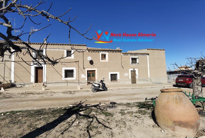 Загородный дом для продажи в Lorca 3
