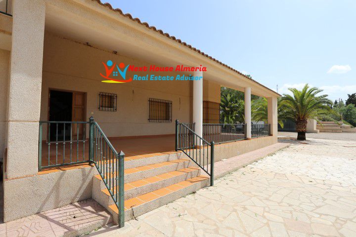 Countryhome for sale in Lorca 4