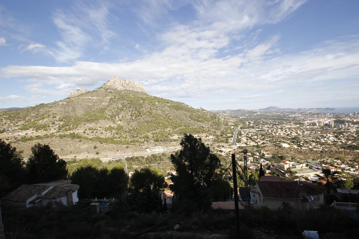 Plot for sale in Alicante 2