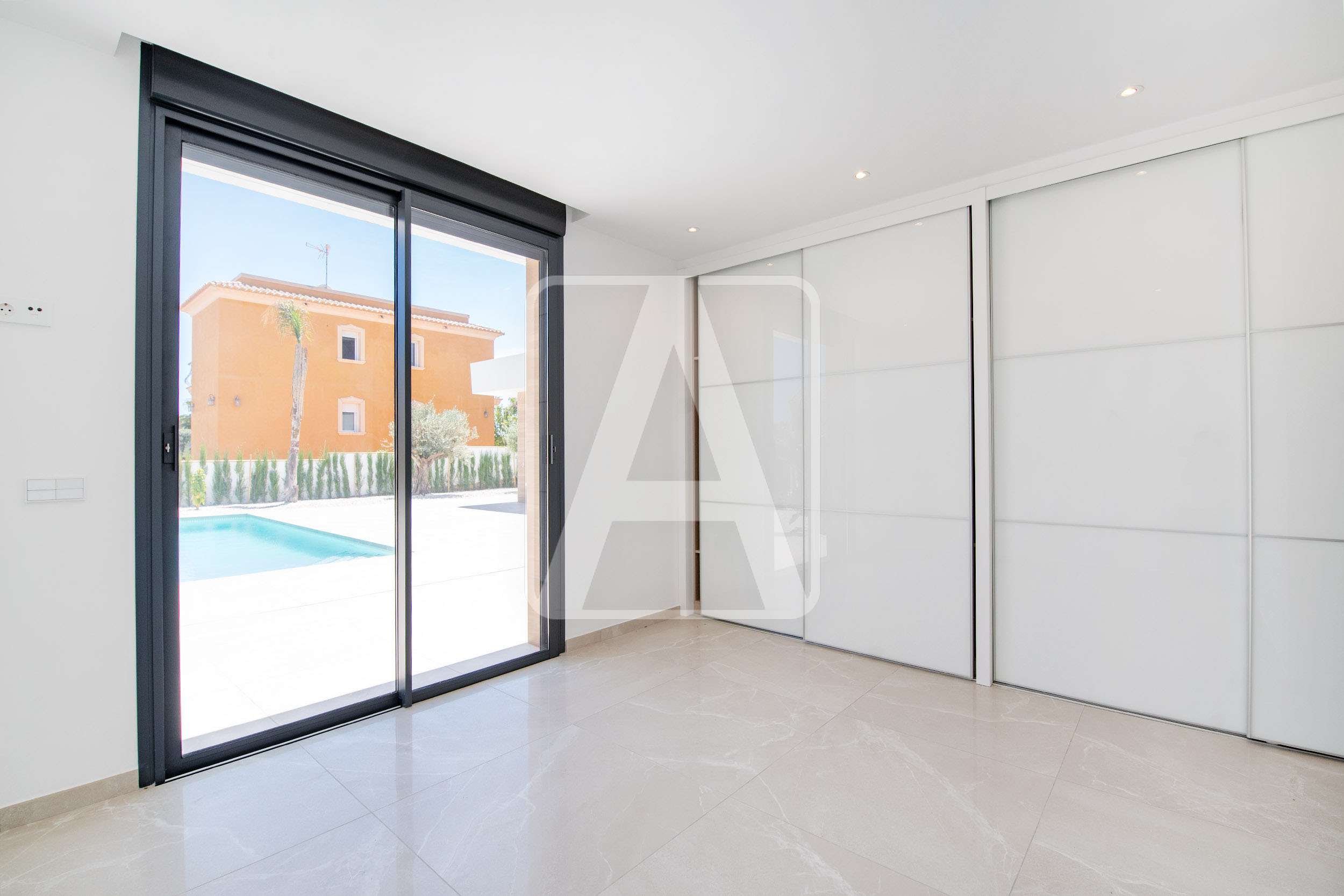 Haus zum Verkauf in Alicante 17