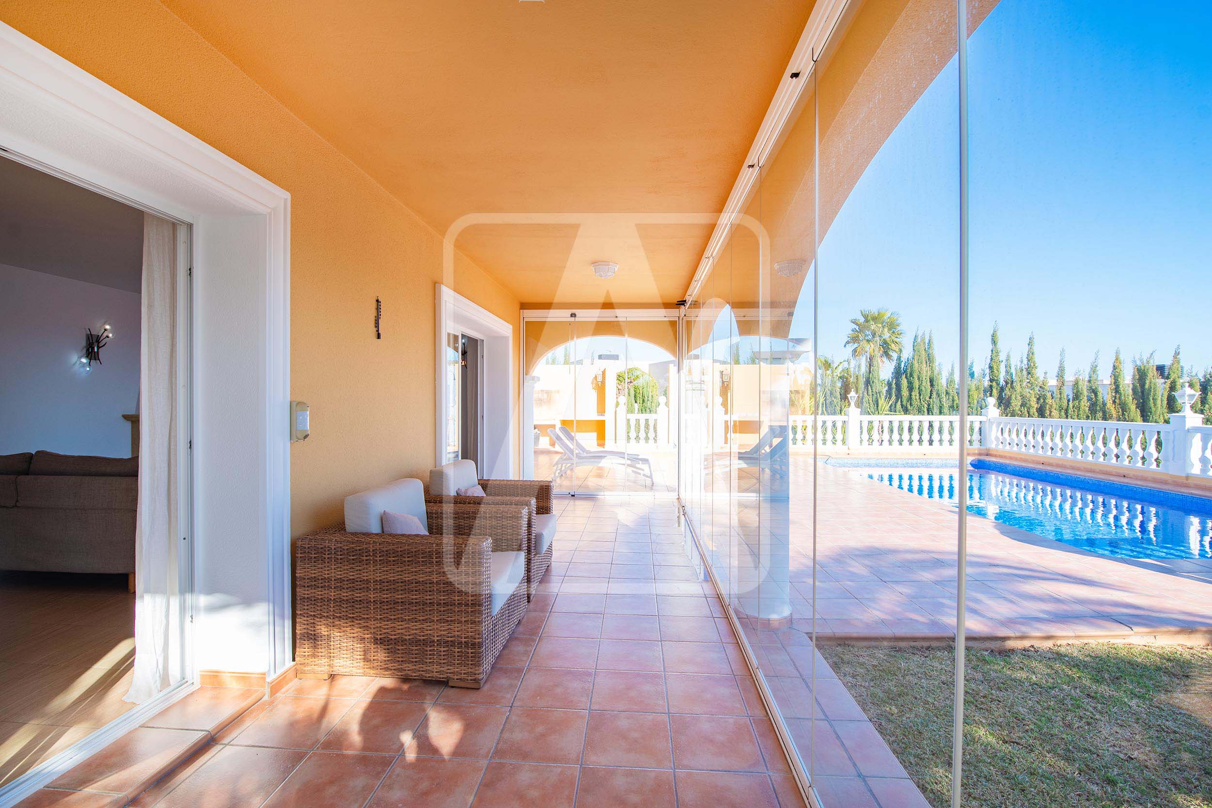 Villa for sale in Alicante 37