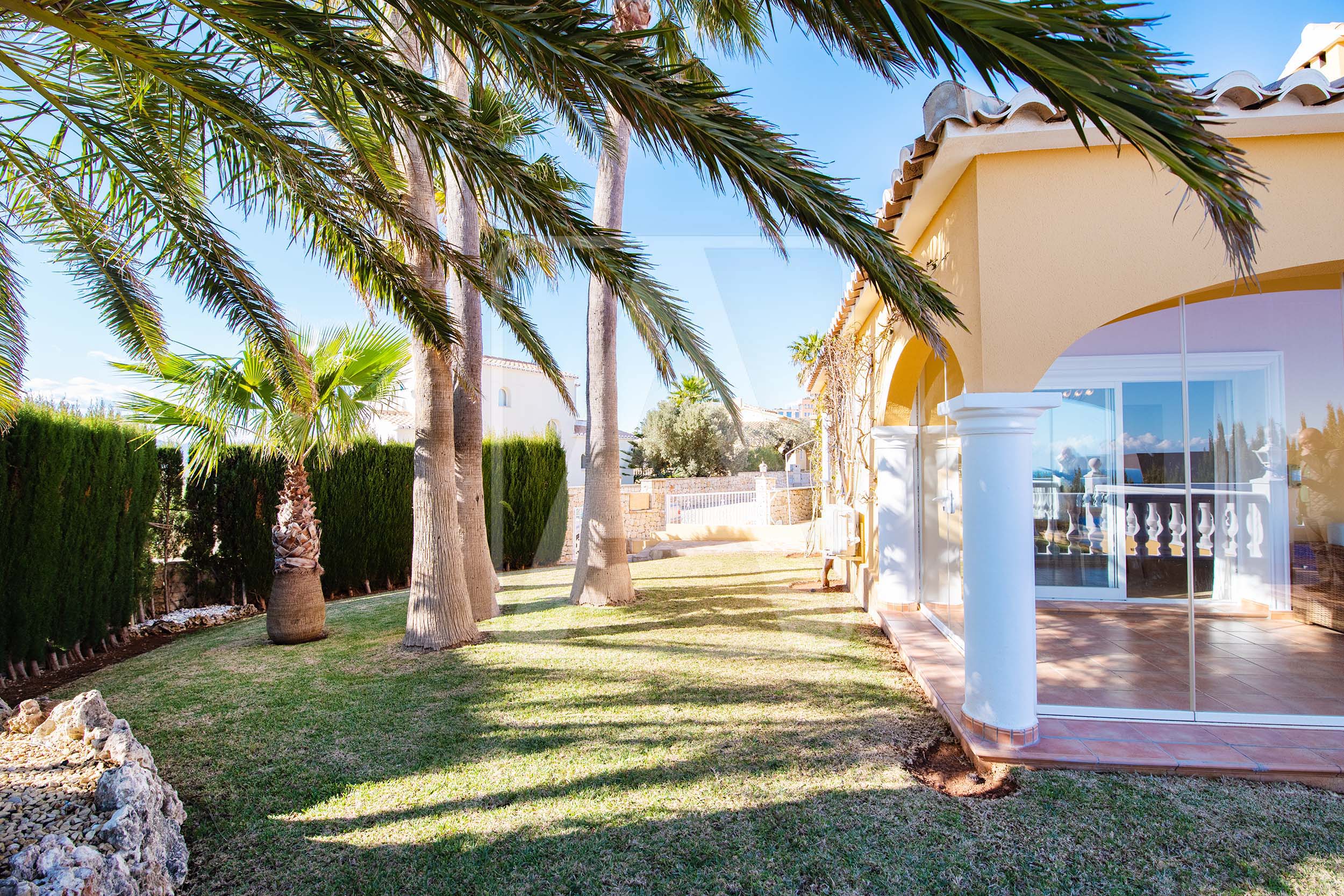 Villa for sale in Alicante 43