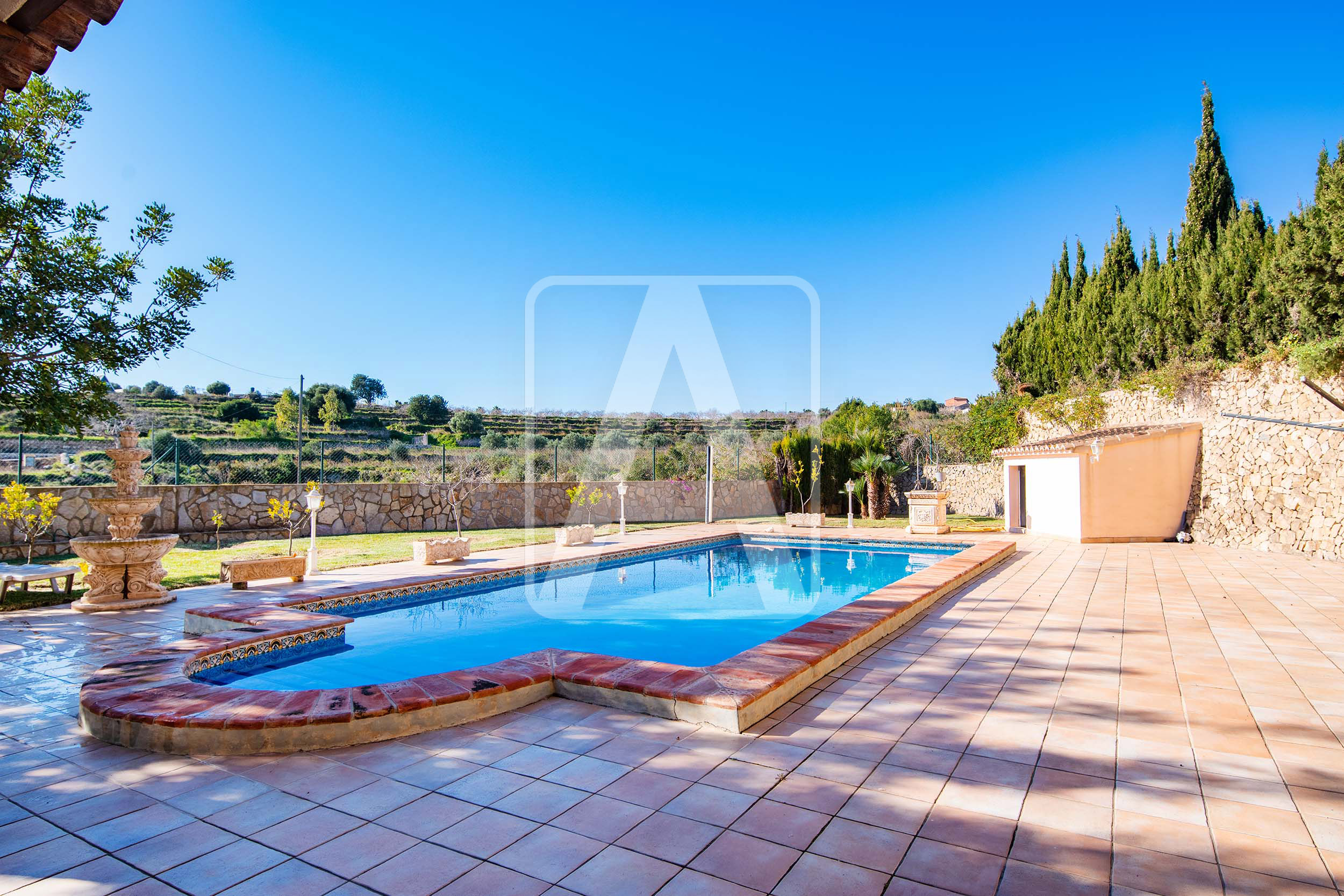 Countryhome for sale in Alicante 35