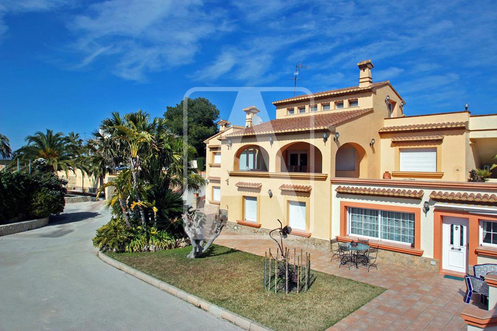 Landhaus zum Verkauf in Alicante 1