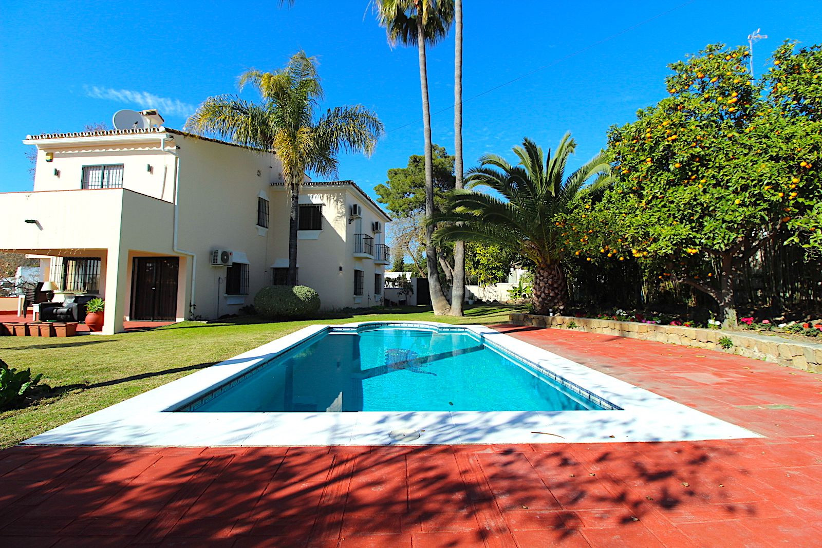 Haus zum Verkauf in Marbella - San Pedro and Guadalmina 23