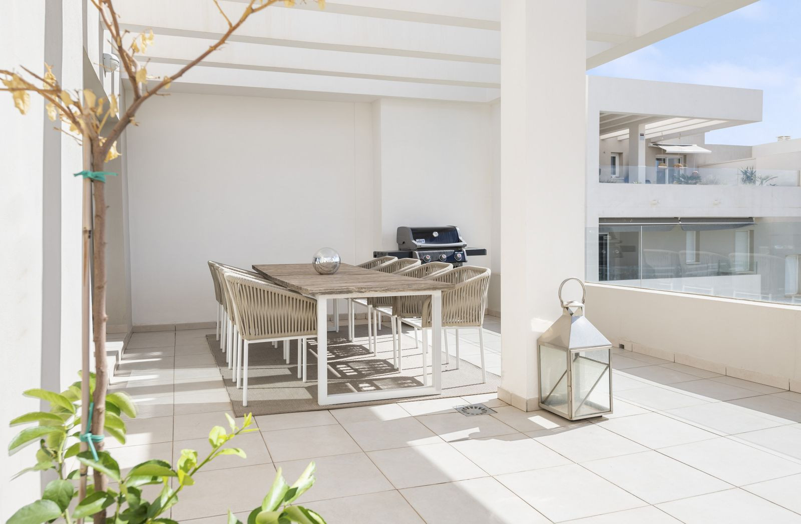 Apartamento en venta en Marbella - Nueva Andalucía 12