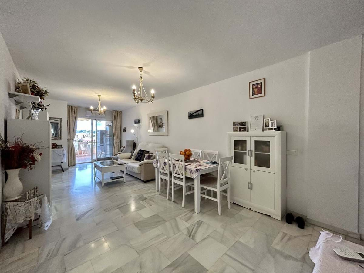 Apartamento en venta en Fuengirola 2