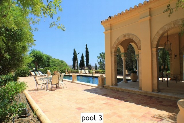 Villa for sale in Marbella - East 26