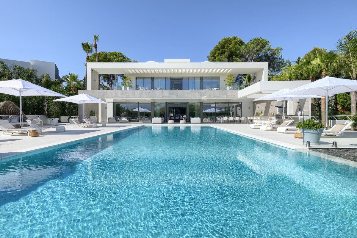 Villa te koop in Marbella - Nueva Andalucía 23
