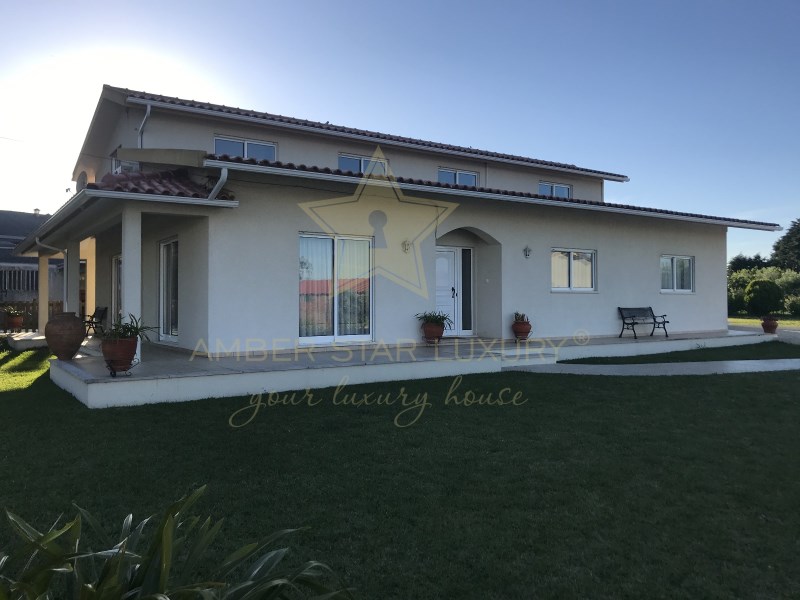 Plot en venta en Coimbra District 5