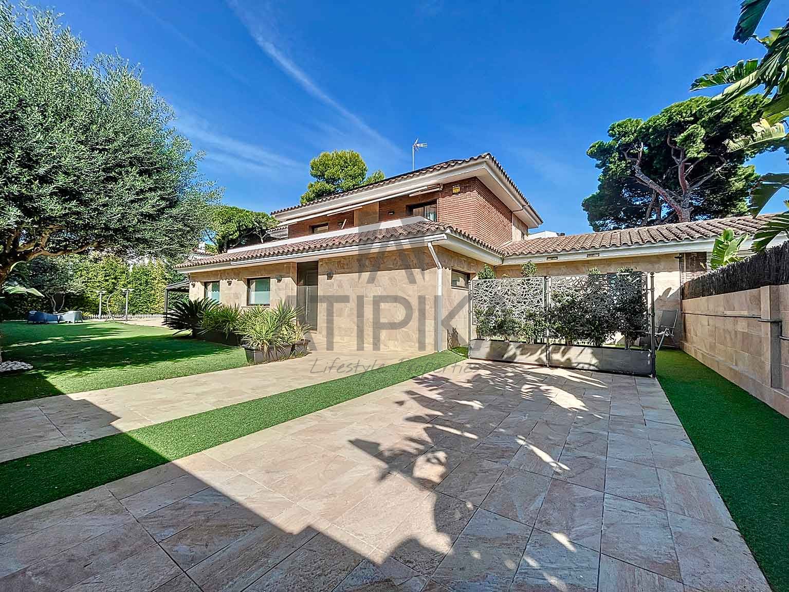 Villa for sale in Castelldefels and Baix Llobregat 65
