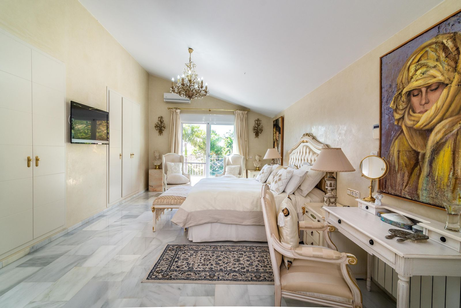 Villa te koop in Marbella - East 15