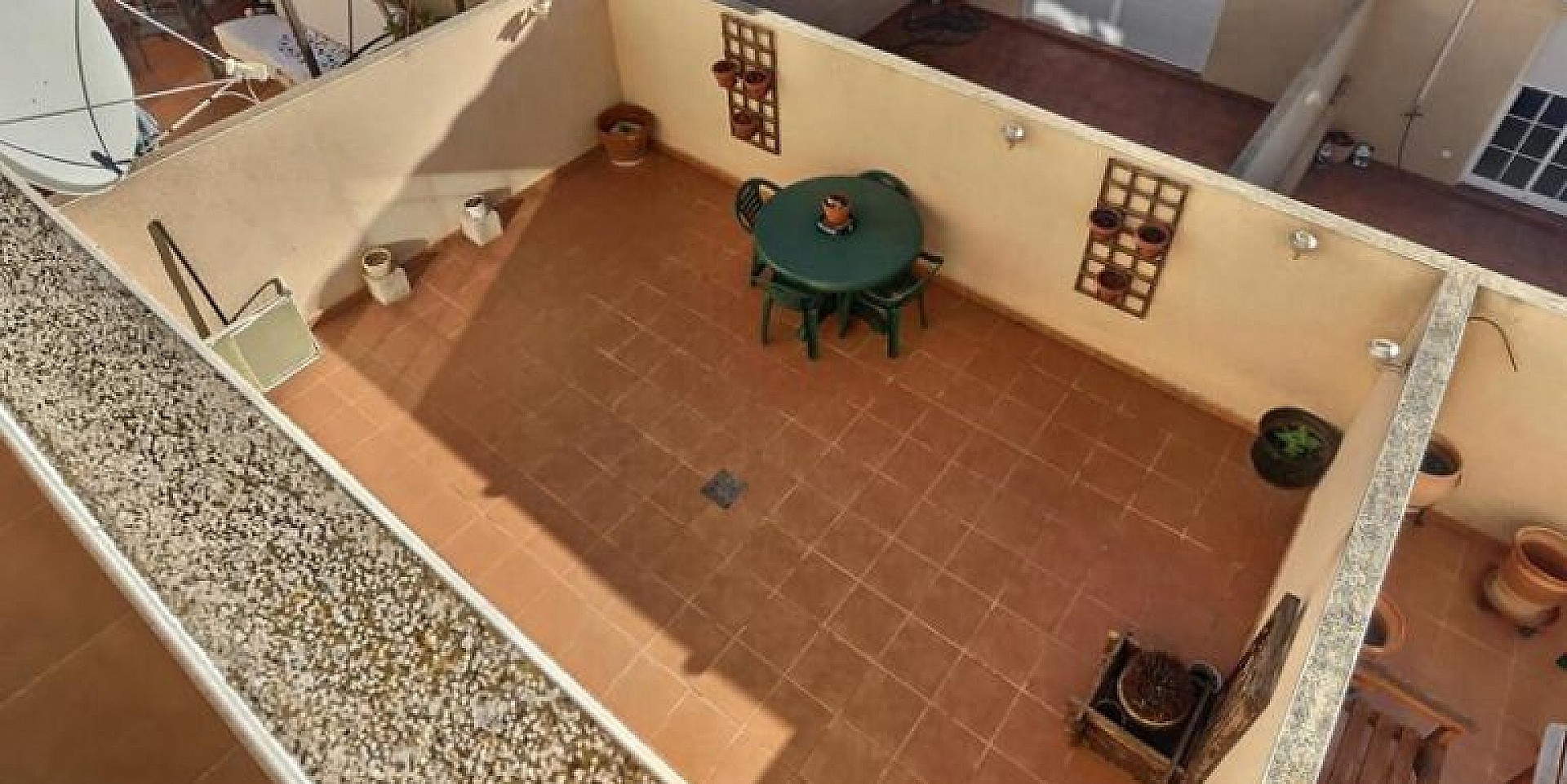 Townhouse te koop in Alicante 3