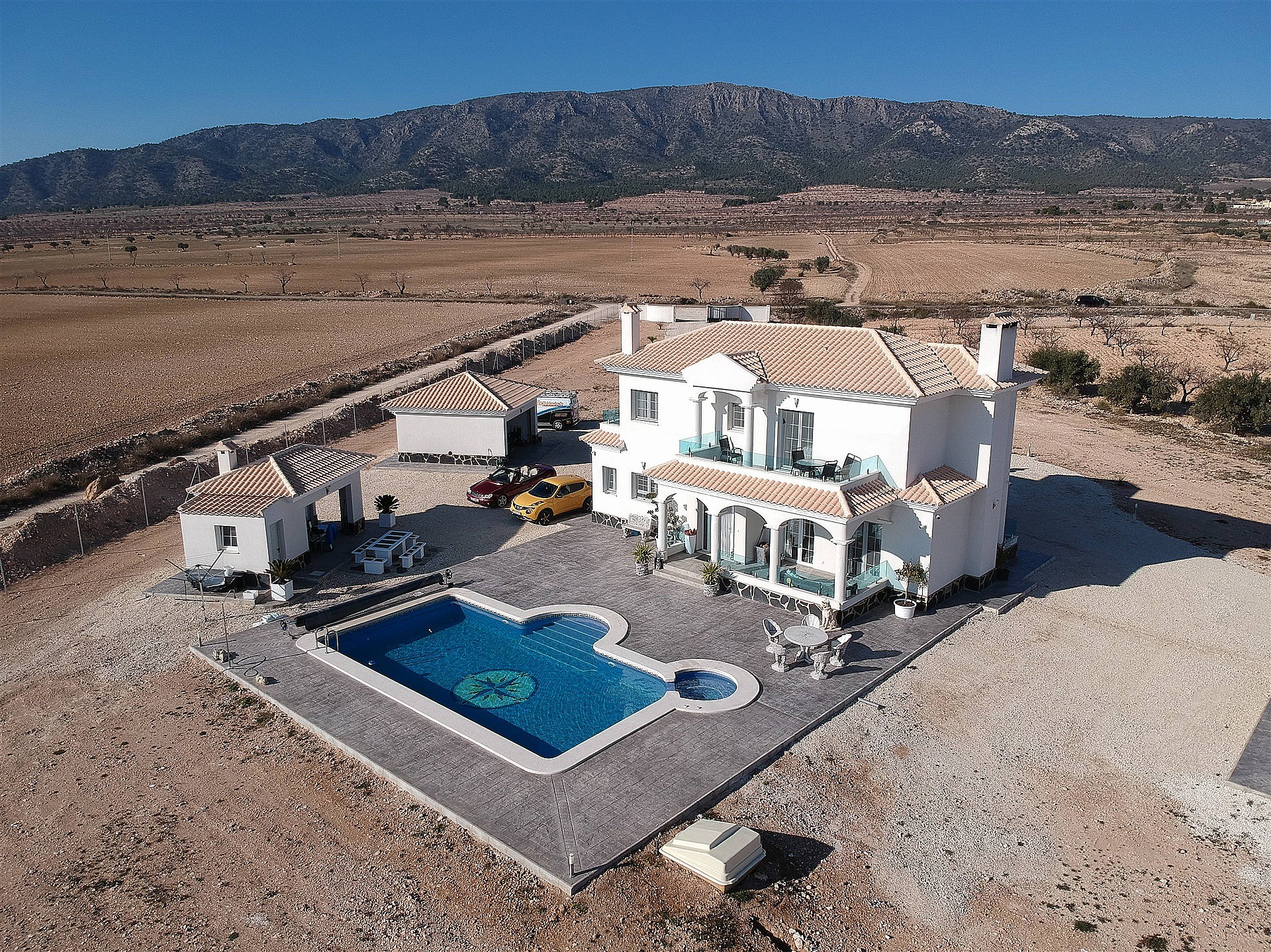 Villa à vendre à Alicante 10