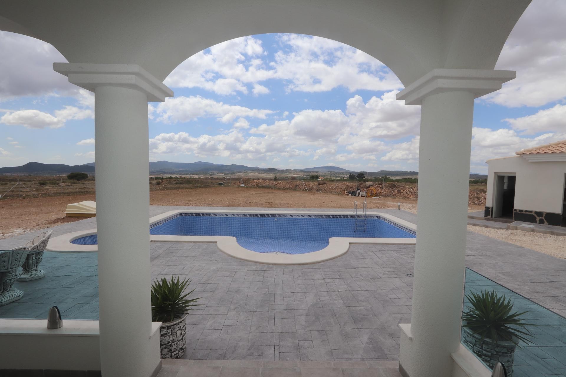 Villa for sale in Alicante 33