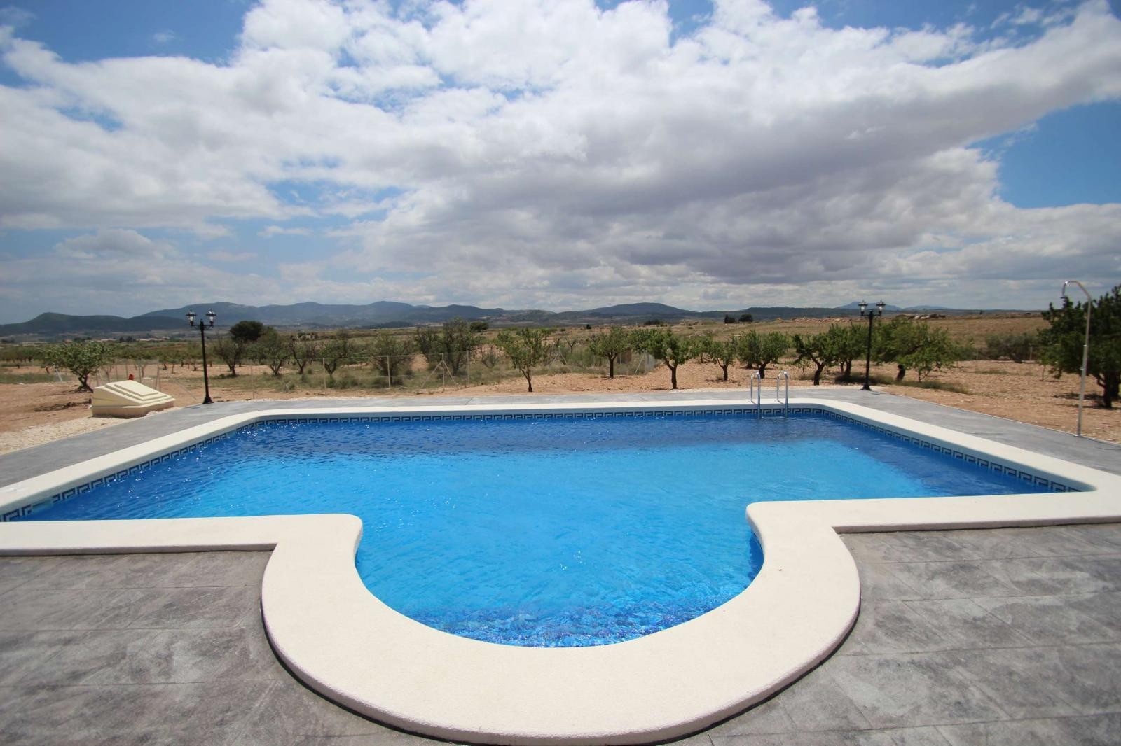 Villa for sale in Alicante 2