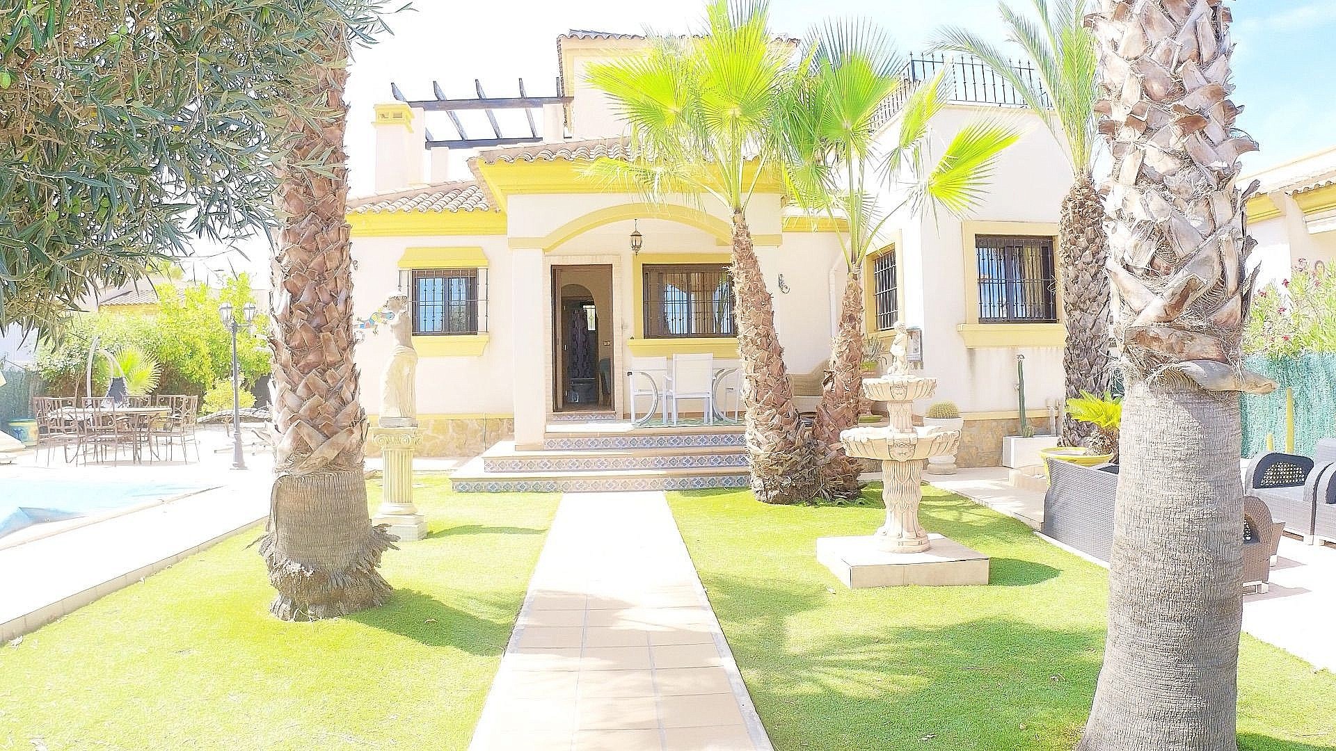 Countryhome for sale in Alicante 3