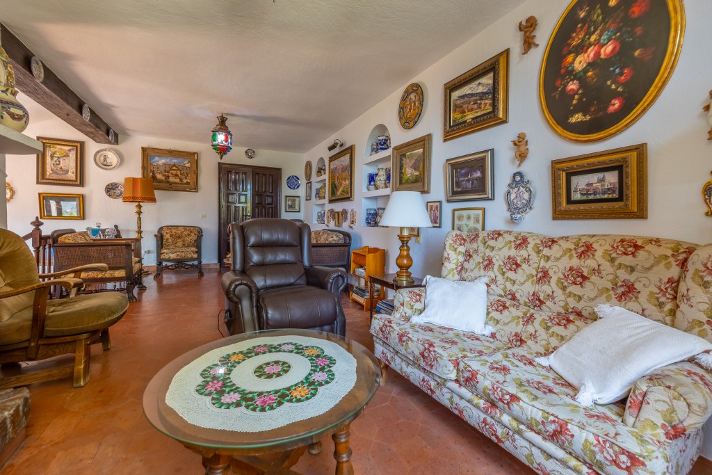 Villa for sale in Frigiliana 10