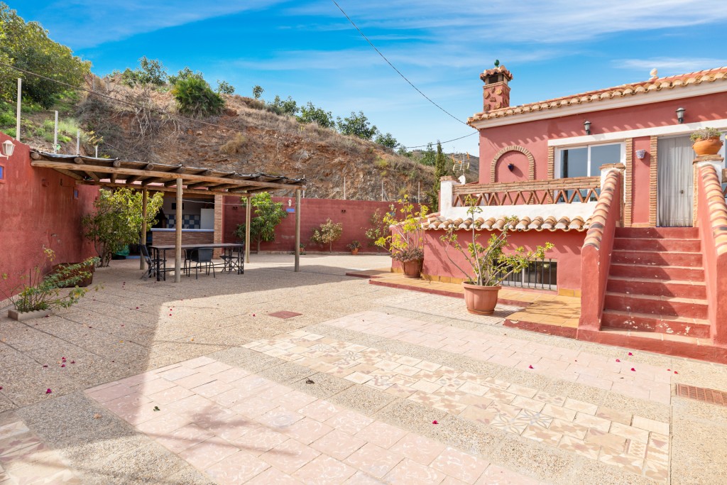 Villa for sale in Salobreña 19