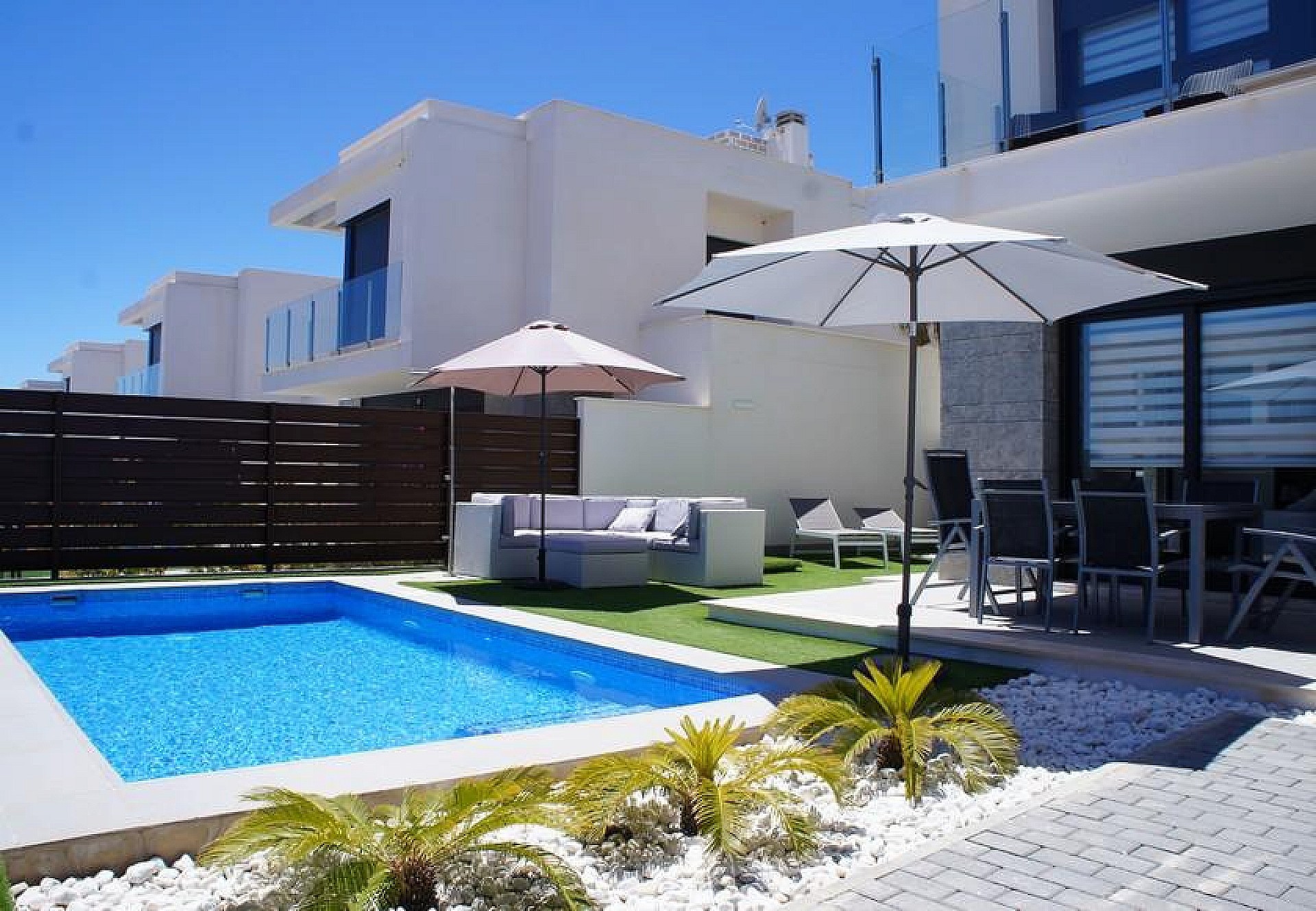 Villa for sale in Alicante 1