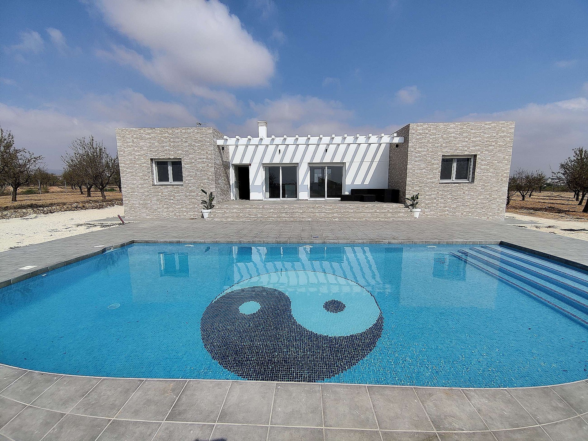 Villa for sale in Alicante 3