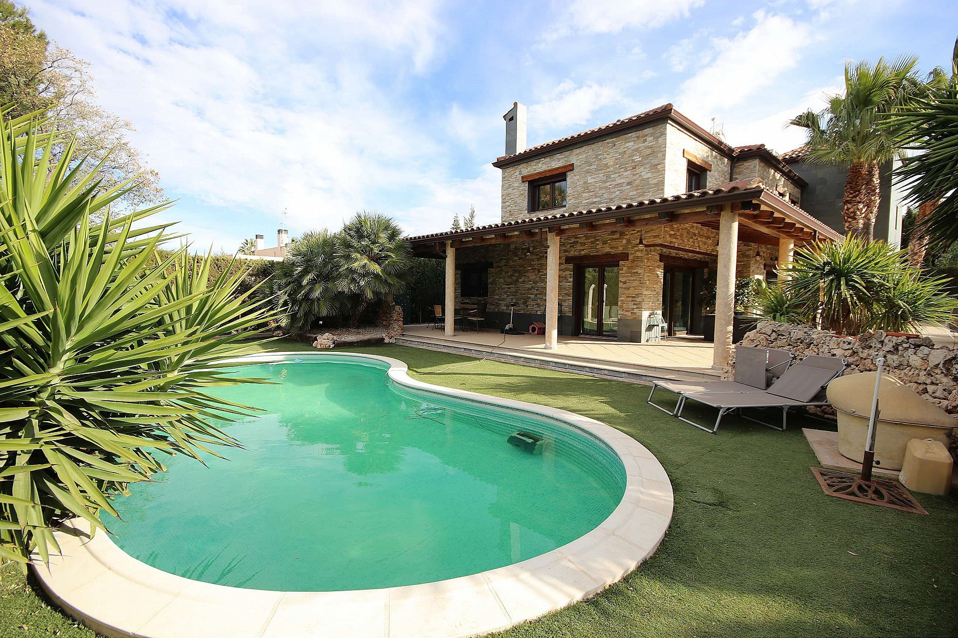 Villa for sale in Alicante 3