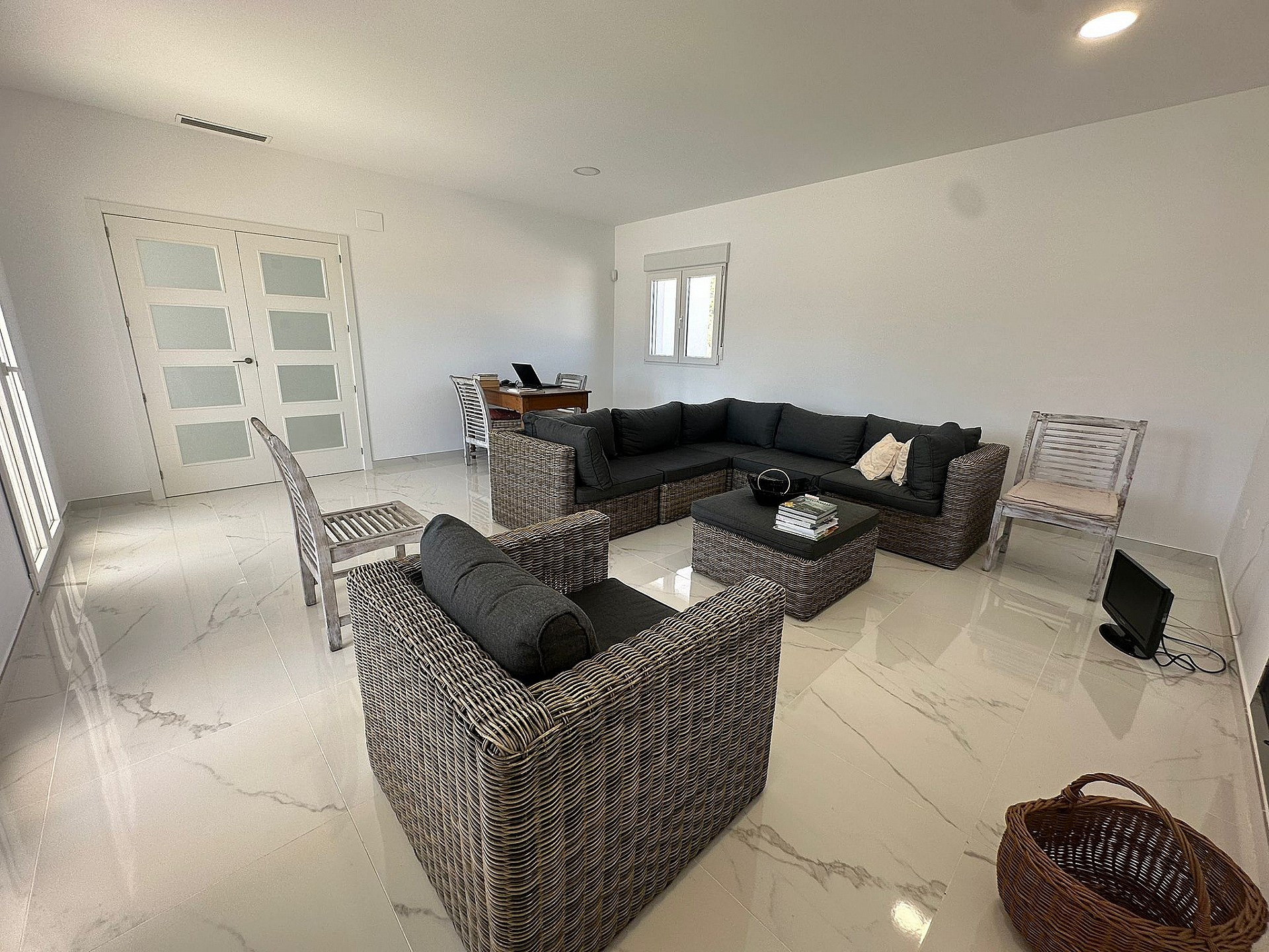 Villa for sale in Alicante 14