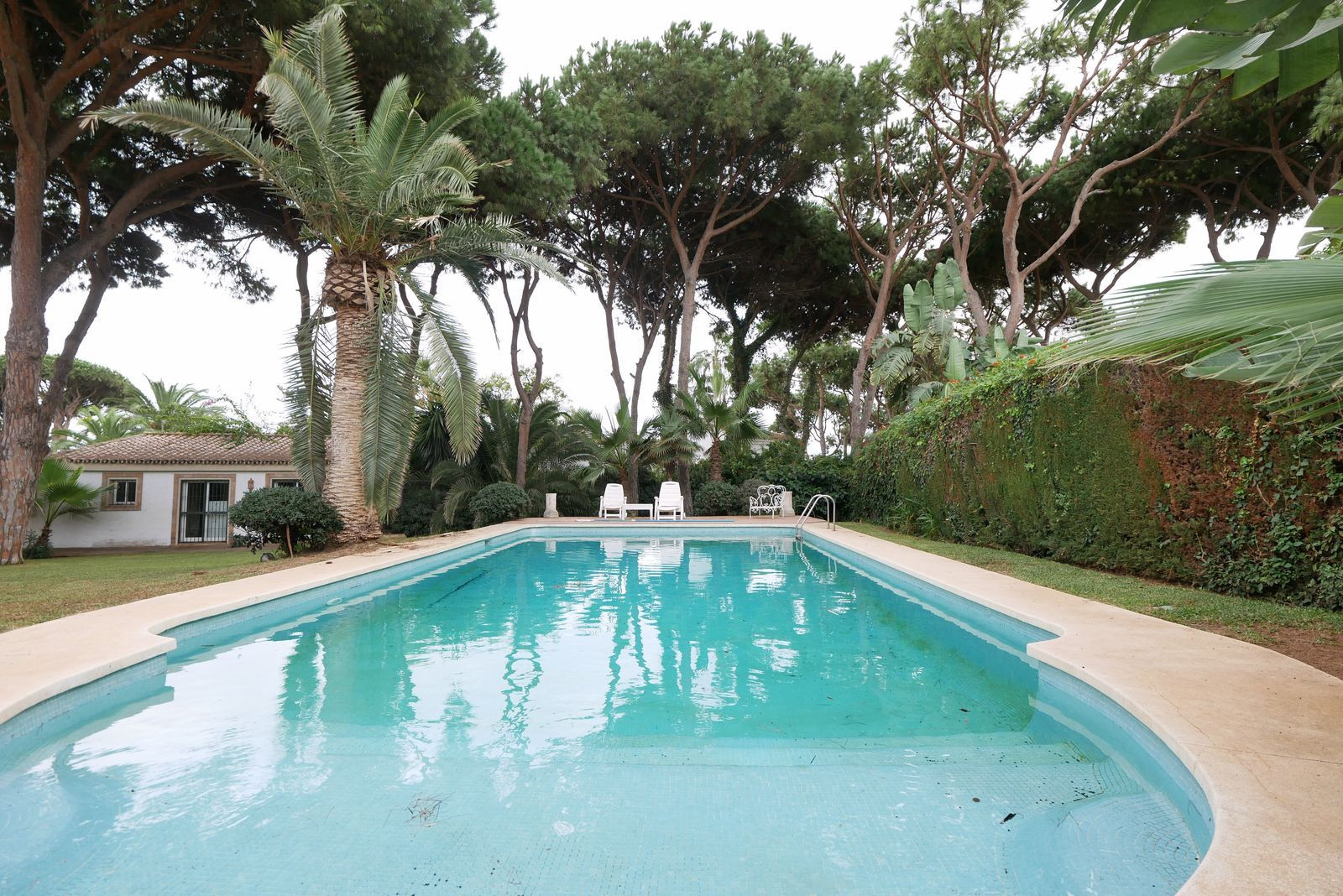 Villa te koop in Marbella - East 8