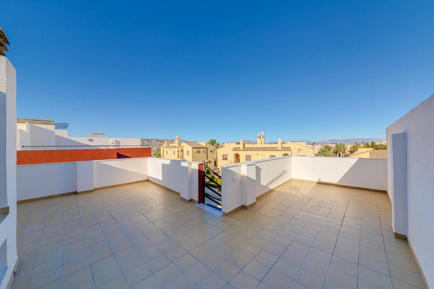 Townhouse for sale in Alicante 37