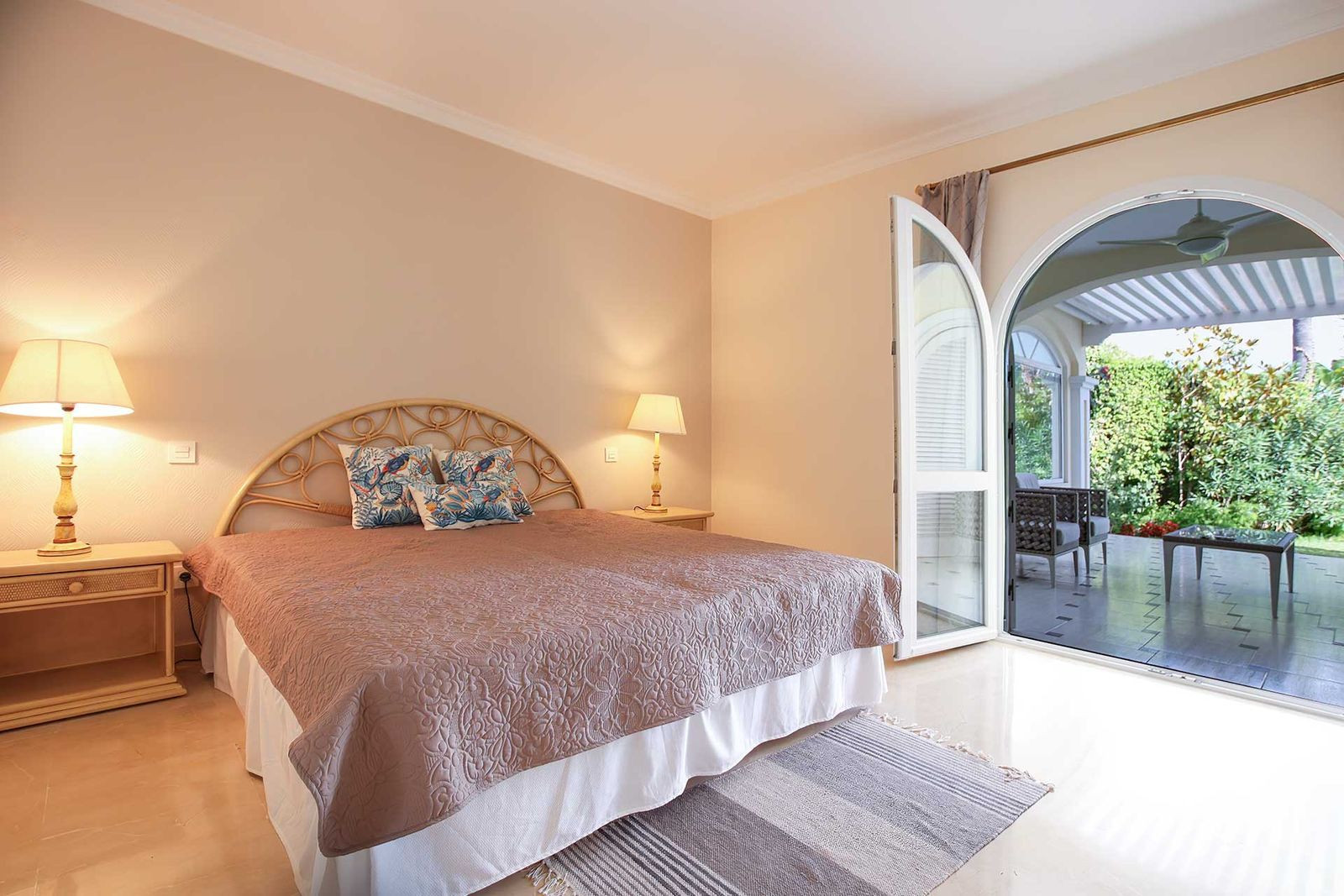 Villa for sale in Marbella - East 13