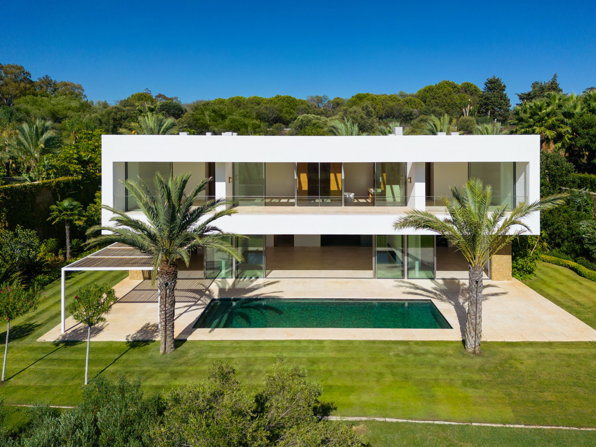 Villa for sale in Casares 3