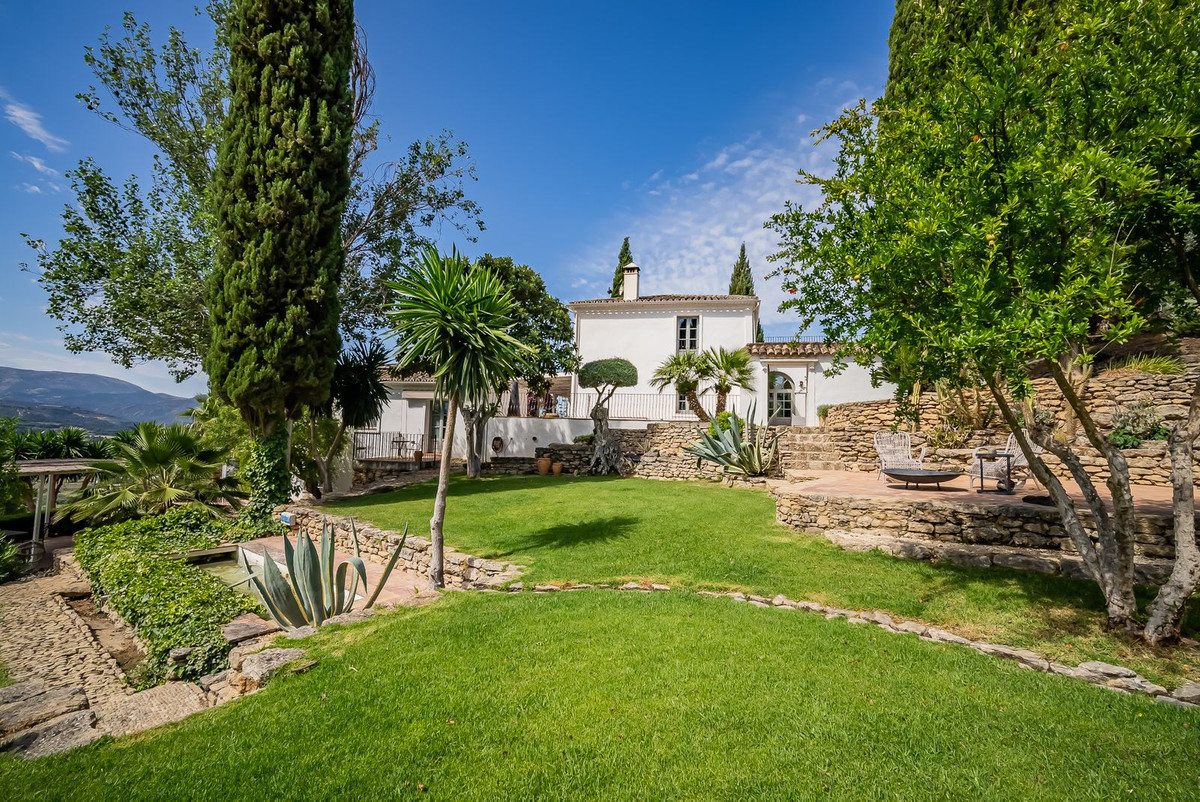 Countryhome for sale in Ronda 47