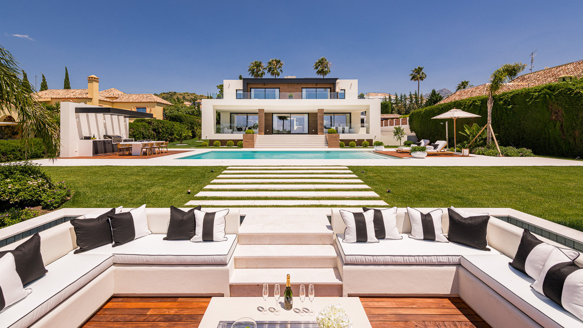 Villa te koop in Marbella - Nueva Andalucía 19