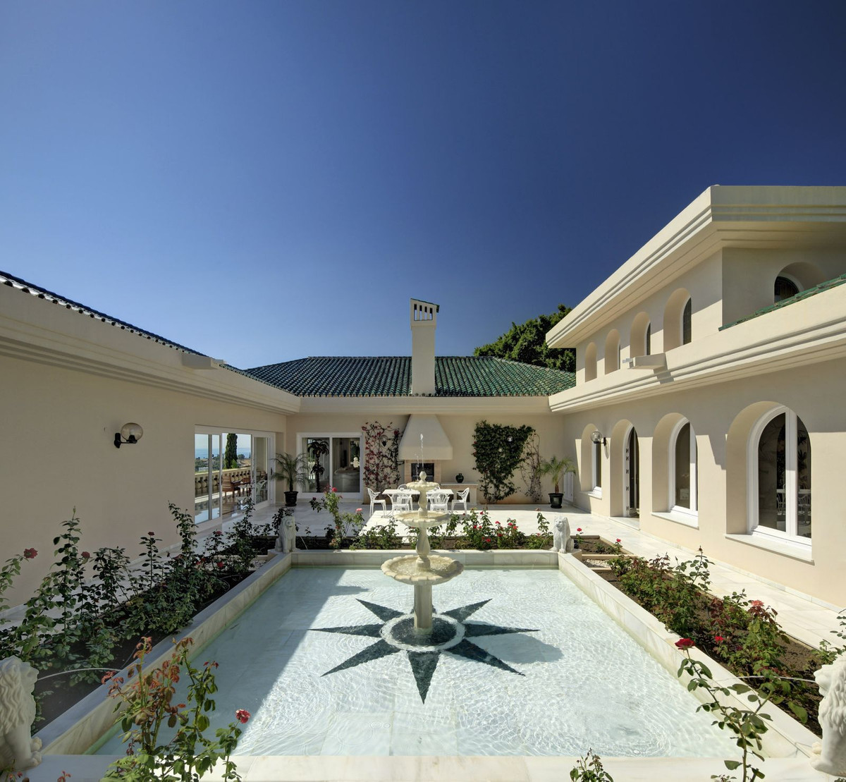 Villa te koop in Marbella - Golden Mile and Nagüeles 39