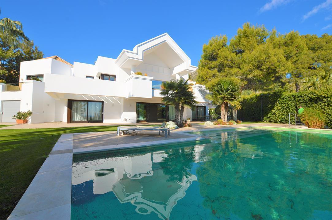 Villa for sale in Málaga 2
