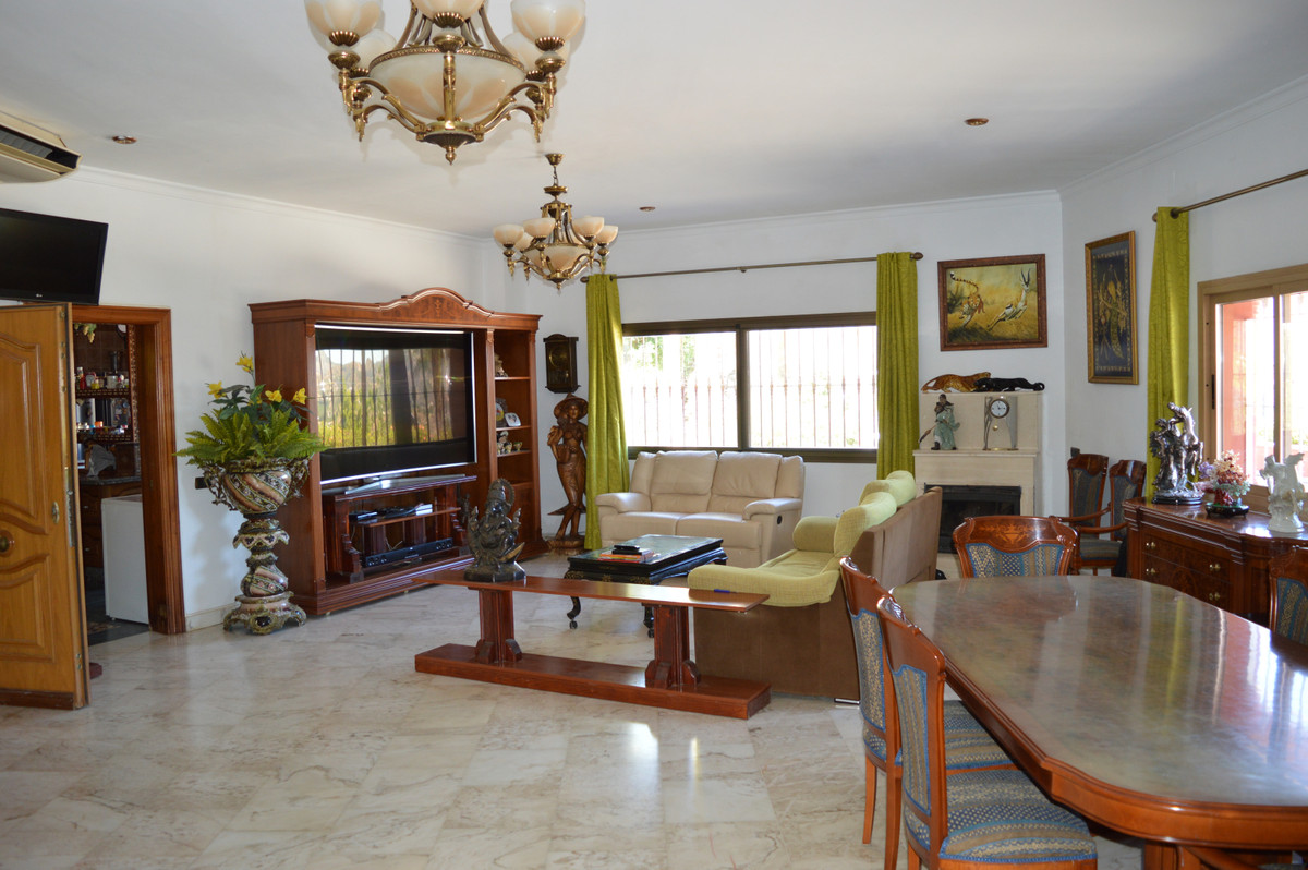 Countryhome for sale in Mijas 30