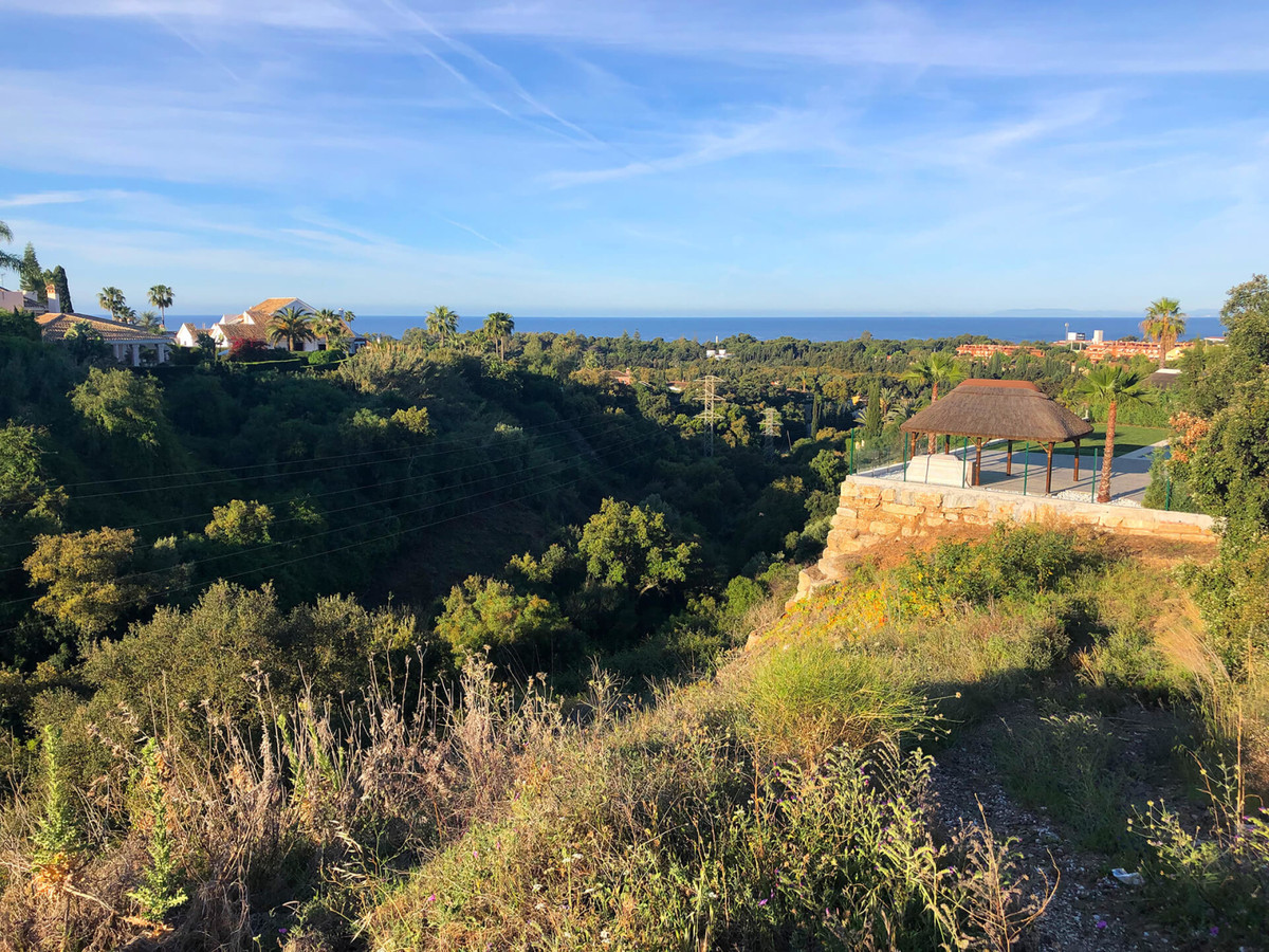 Plot for sale in Marbella - East 6
