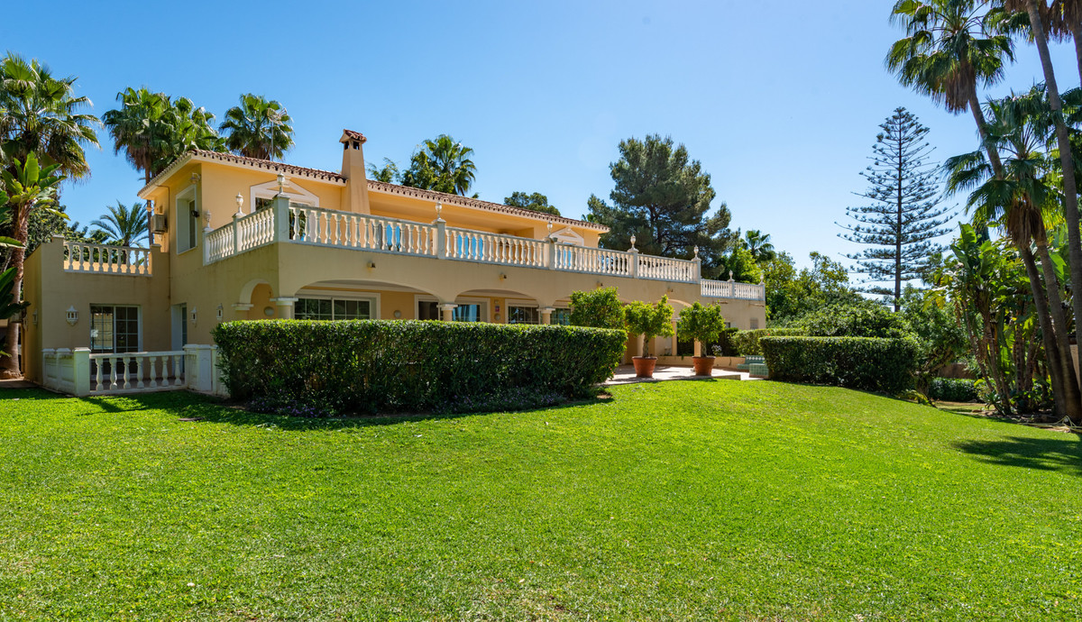 Villa te koop in Málaga 22