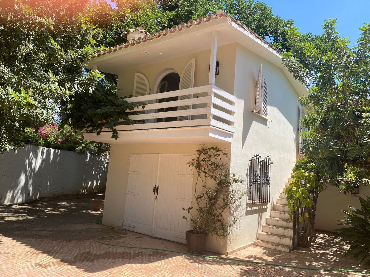 Villa for sale in Marbella - Golden Mile and Nagüeles 49