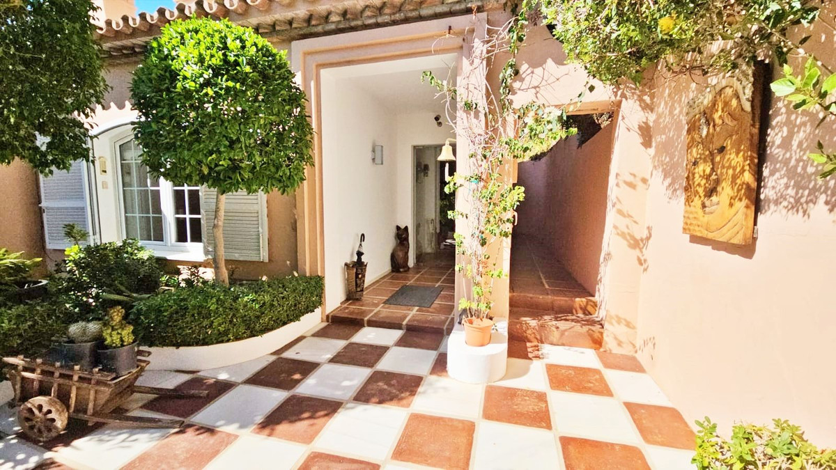 Villa à vendre à Towns of the province of Seville 40