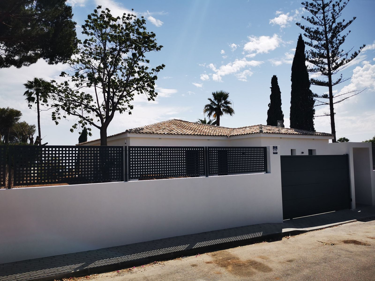 Haus zum Verkauf in Marbella - East 13