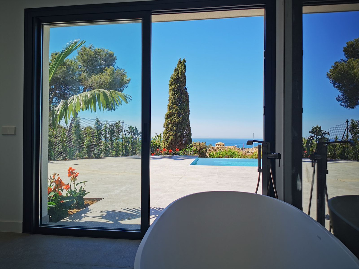 Villa for sale in Marbella - East 27