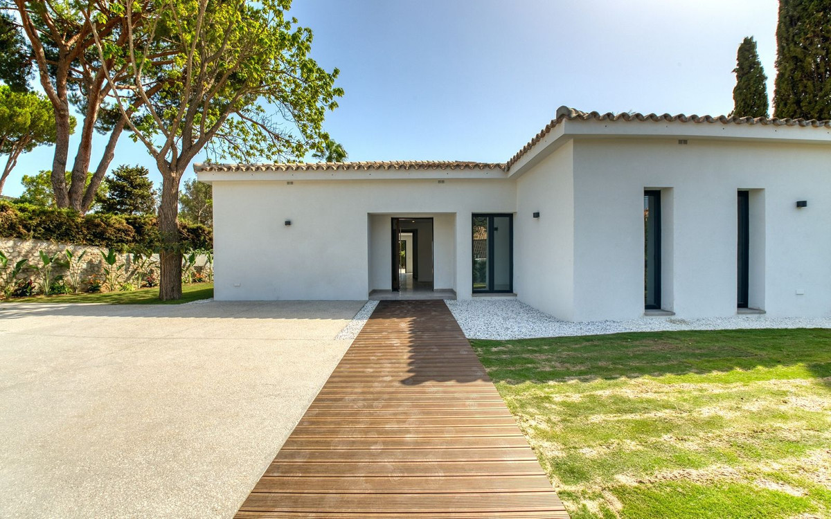 Villa te koop in Marbella - East 32