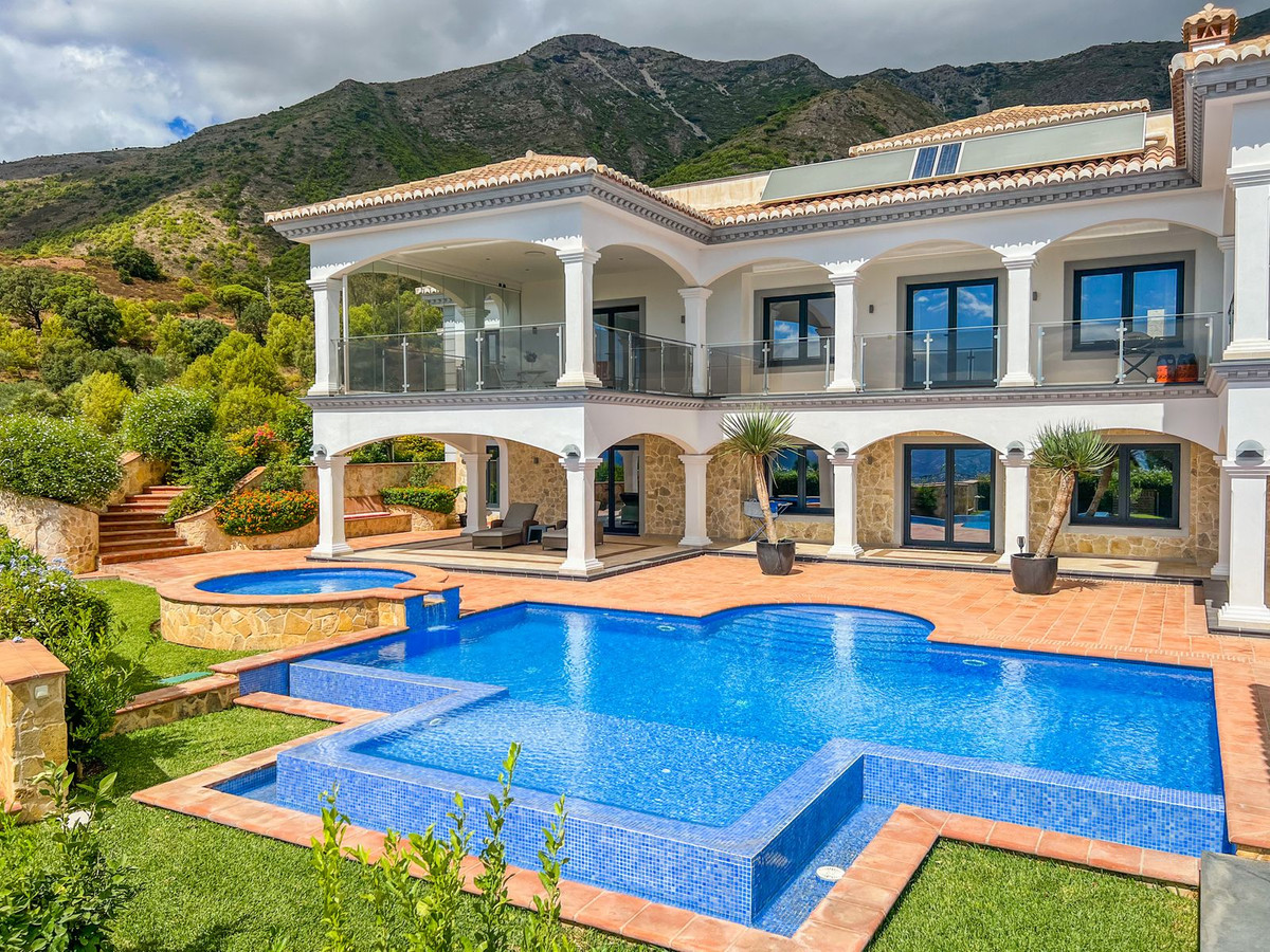 Villa for sale in Mijas 41