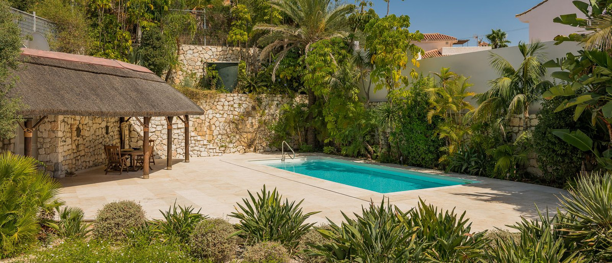 Villa for sale in Marbella - East 12