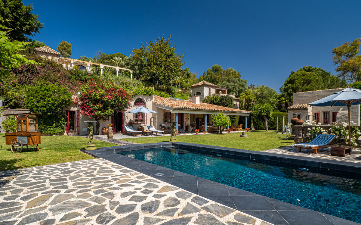 Villa for sale in Marbella - San Pedro and Guadalmina 13