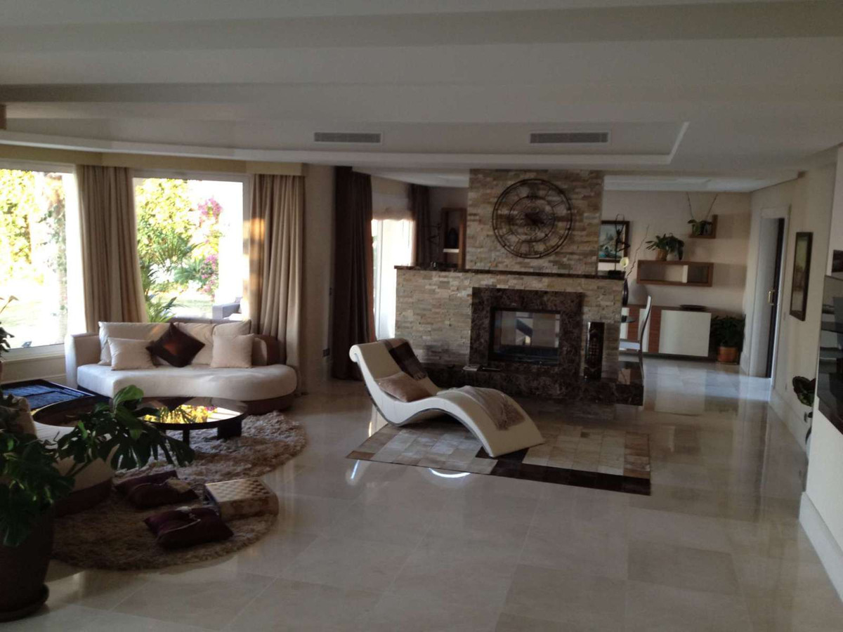 Villa for sale in Mijas 8